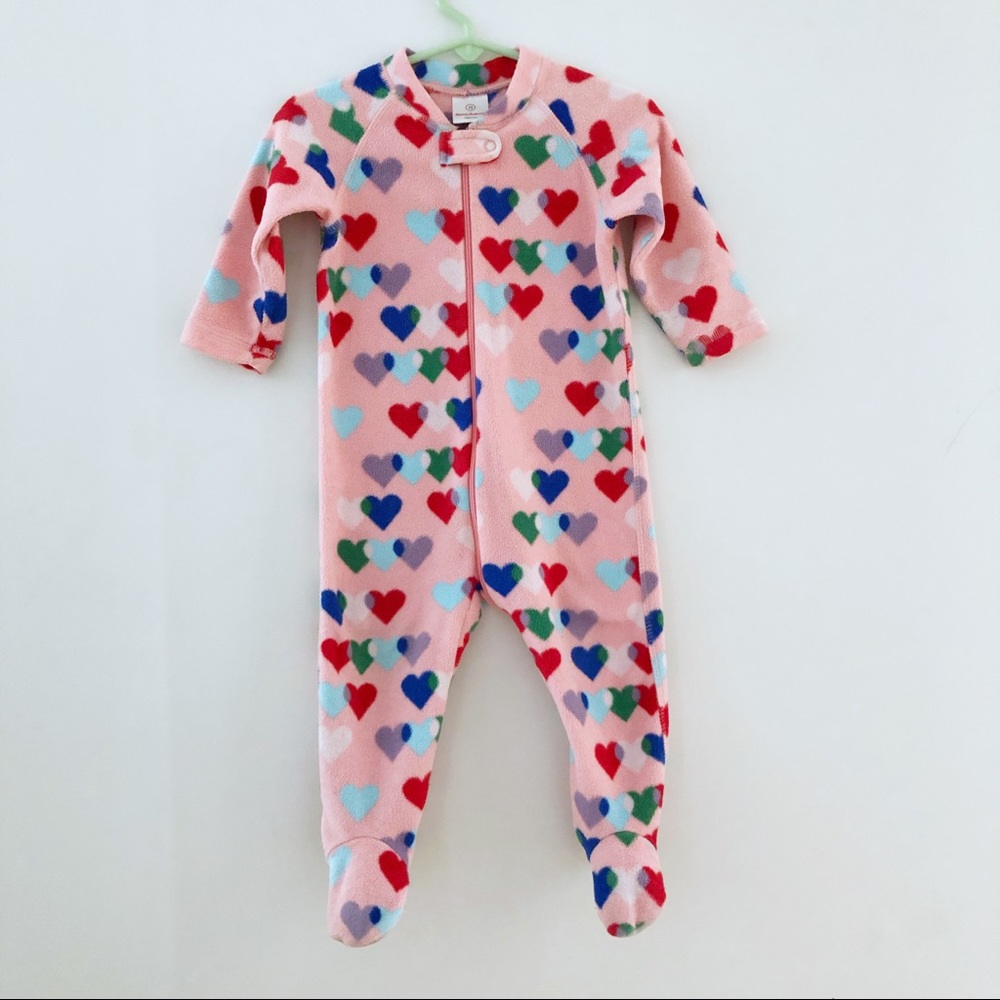 Hanna Andersson pink fleece footie heart pajamas